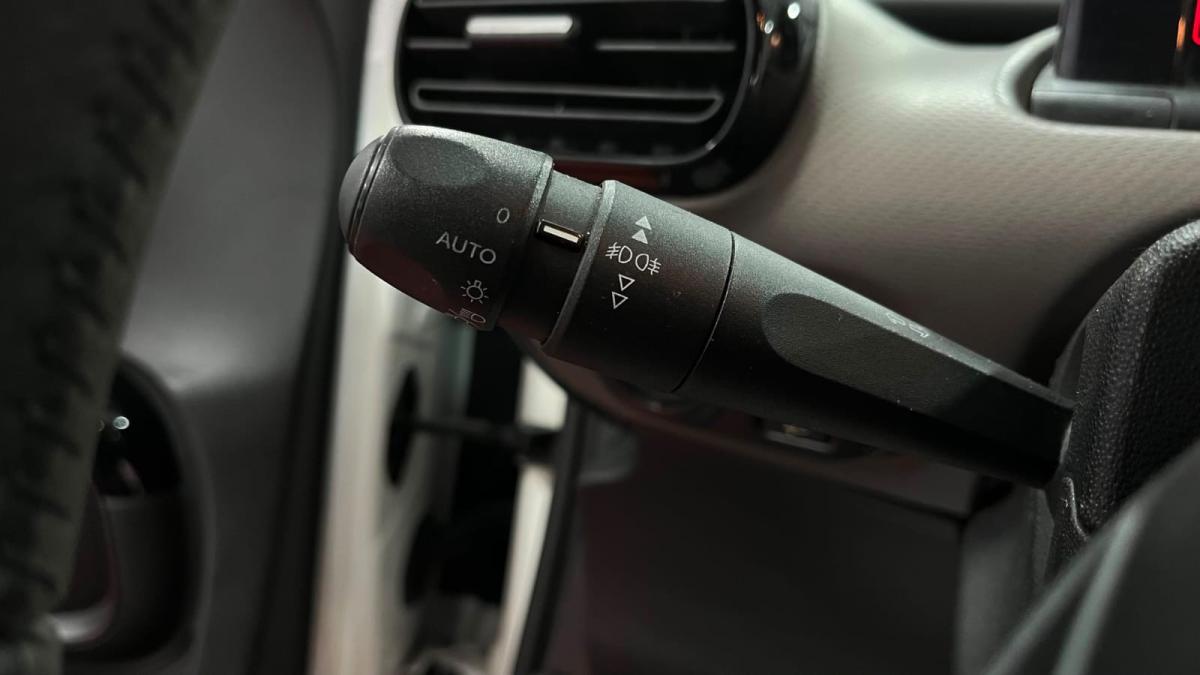 citroen-c4-2017-diesel-1560cc