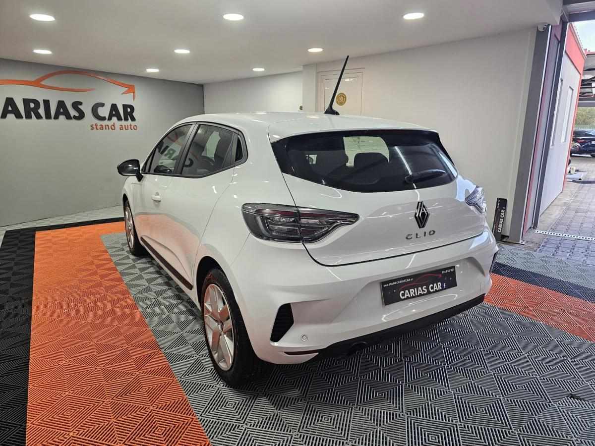 renault-clio-2024-gasolina-999cc