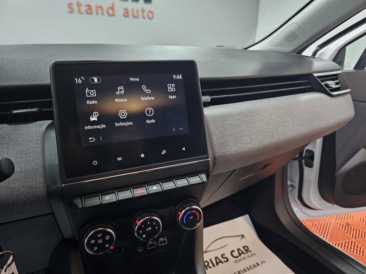 renault-clio-2024-gasolina-999cc