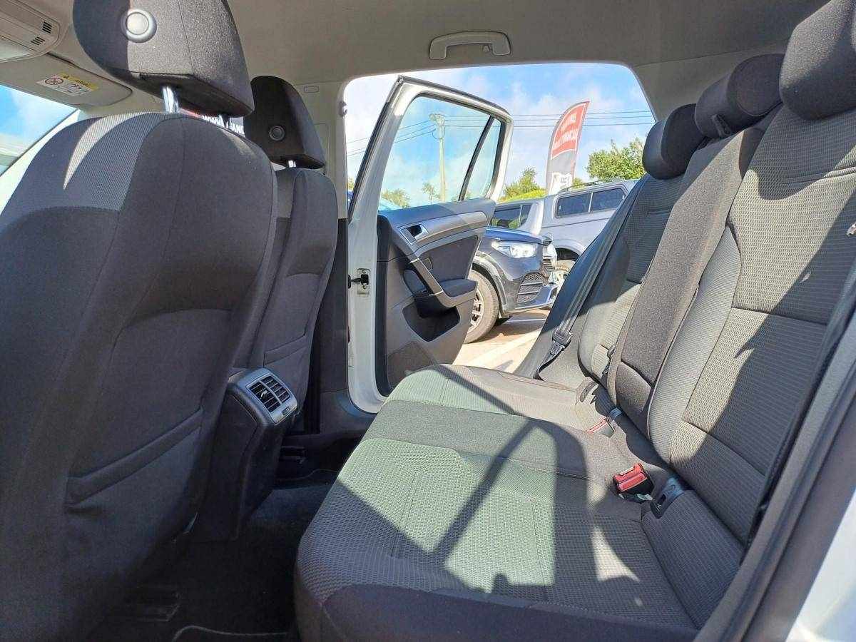 volkswagen-golf-2016-diesel-1598cc