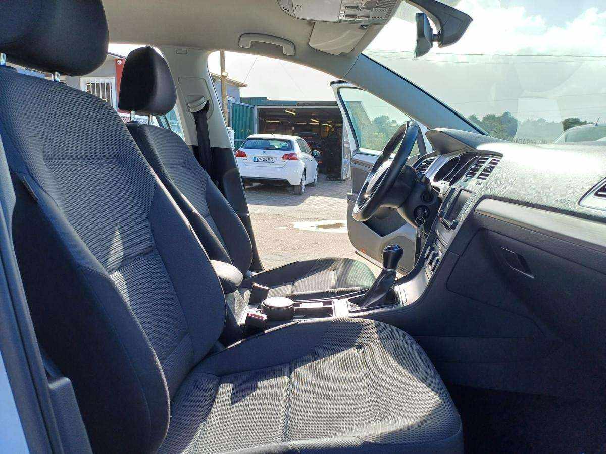 volkswagen-golf-2016-diesel-1598cc