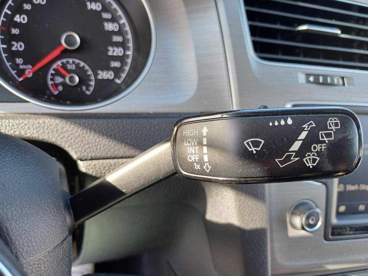 volkswagen-golf-2016-diesel-1598cc