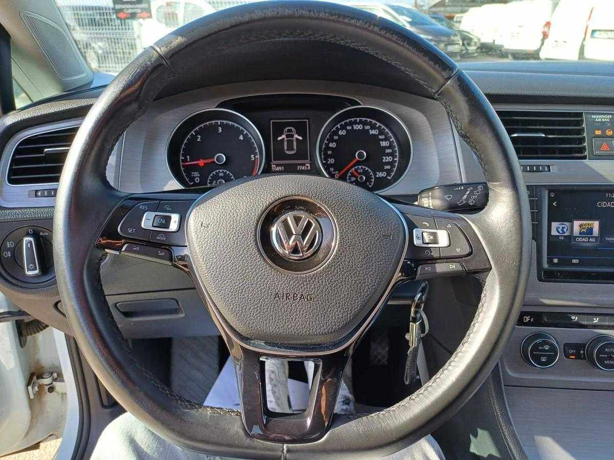 volkswagen-golf-2016-diesel-1598cc