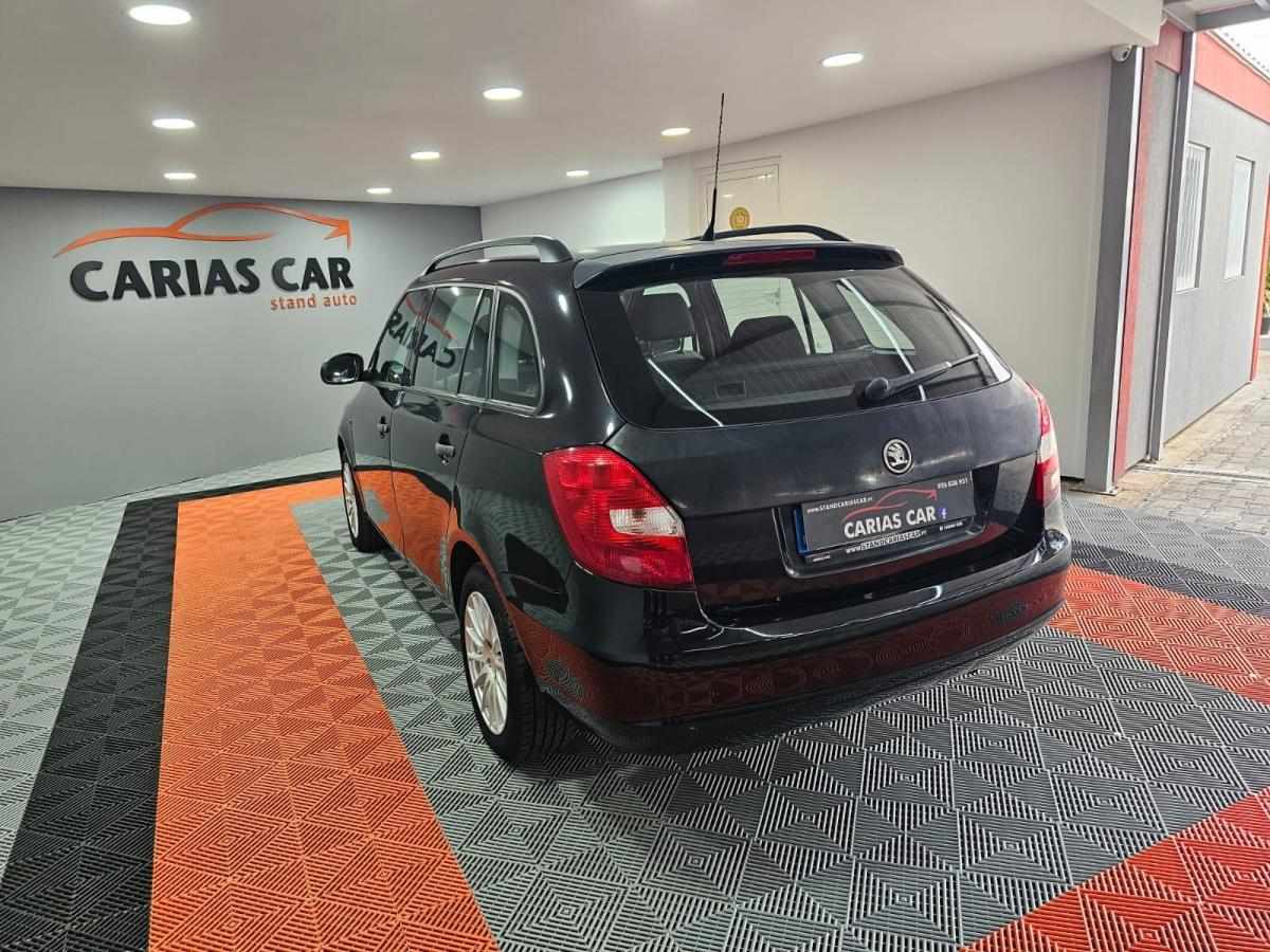 skoda-fabia-break-2009-diesel-1422cc