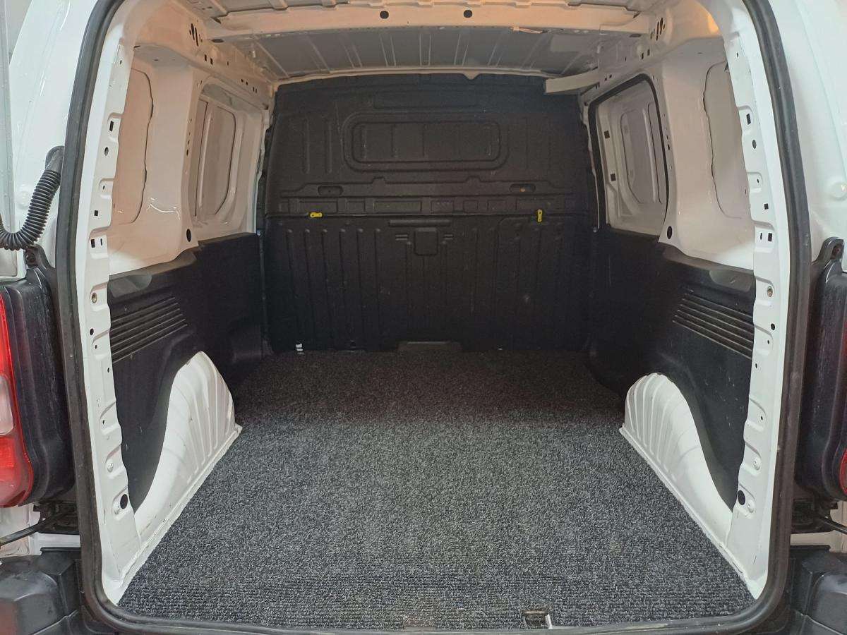 citroen-berlingo-2019-diesel-1499cc
