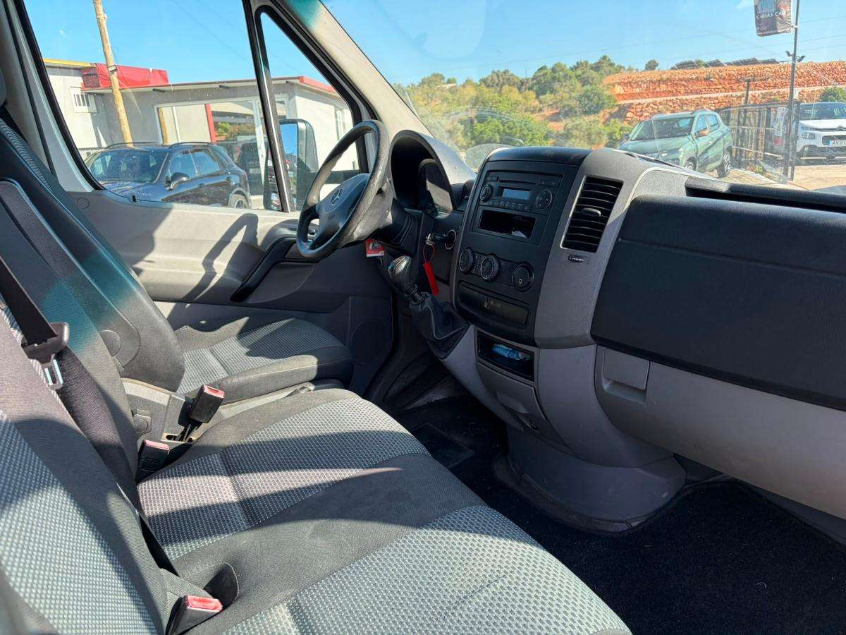 mercedes-benz-sprinter-2011-diesel-2143cc