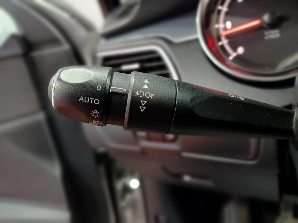 peugeot-508-sw-2013-diesel-1560cc