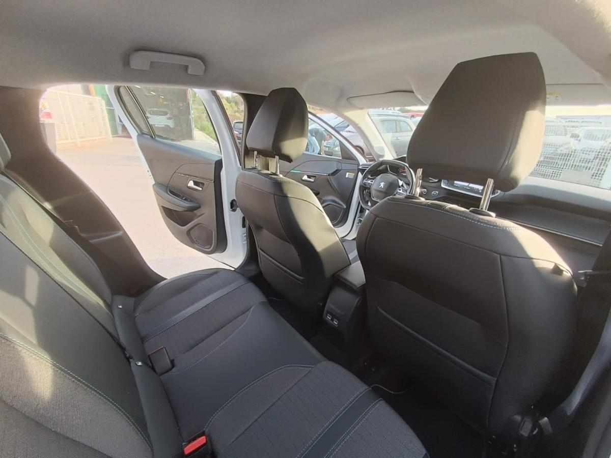 peugeot-208-2020-diesel-1499cc