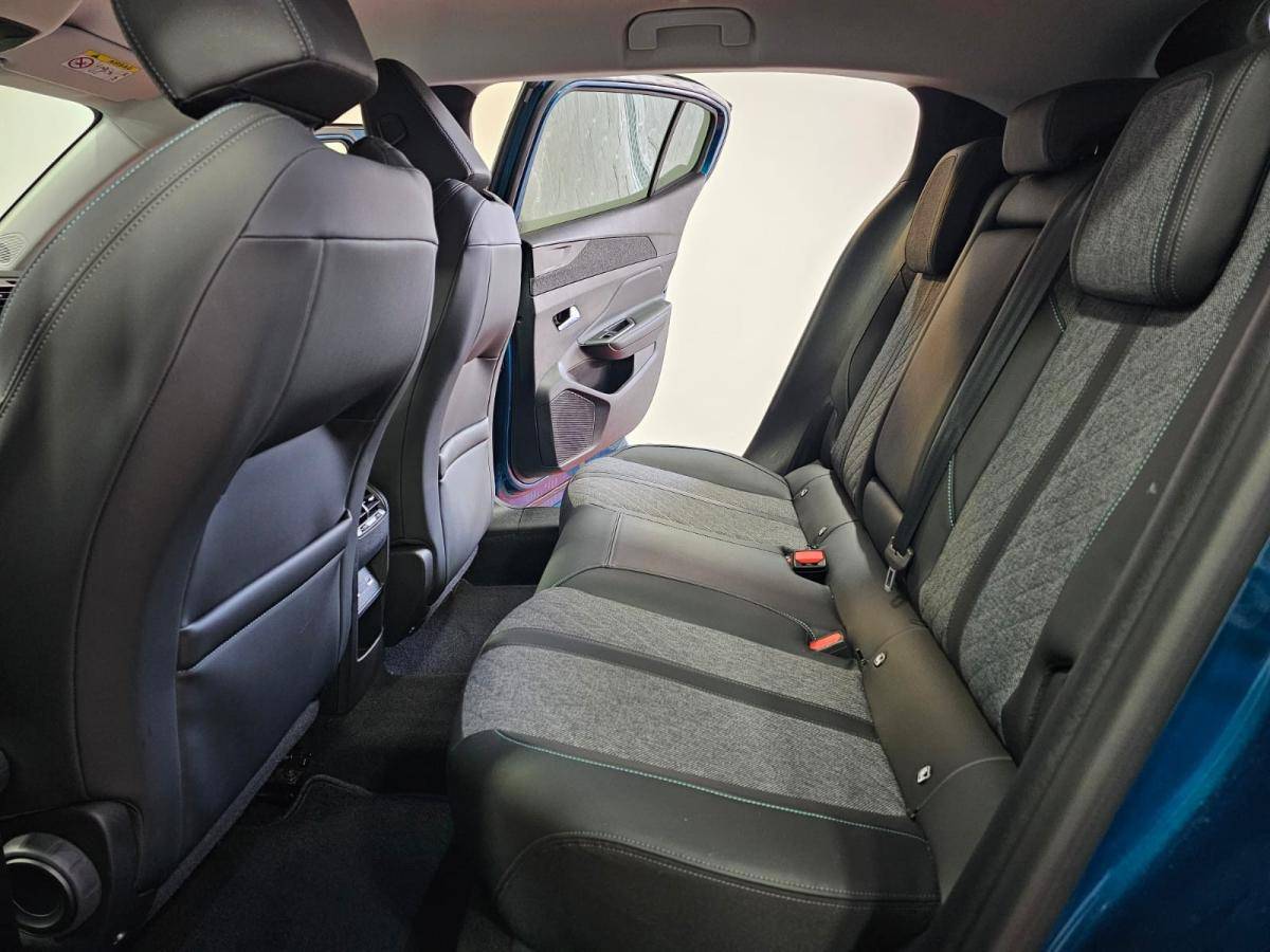 peugeot-408-2023-hibrido-a-gasolina-1598cc