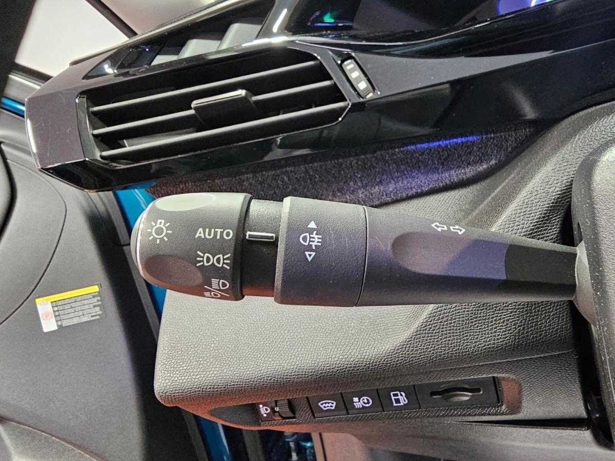 peugeot-408-2023-hibrido-a-gasolina-1598cc