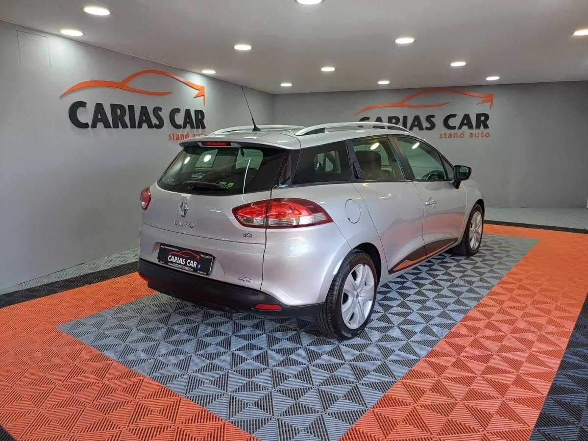 renault-clio-sport-tourer-2014-diesel-1461cc
