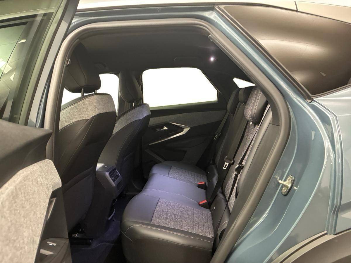 peugeot-e-3008-2025-eletrico-0cc