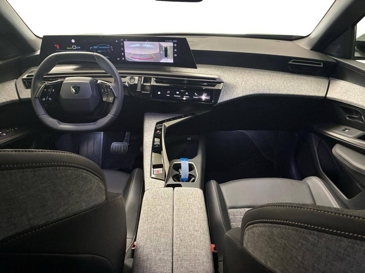 peugeot-e-3008-2025-eletrico-0cc