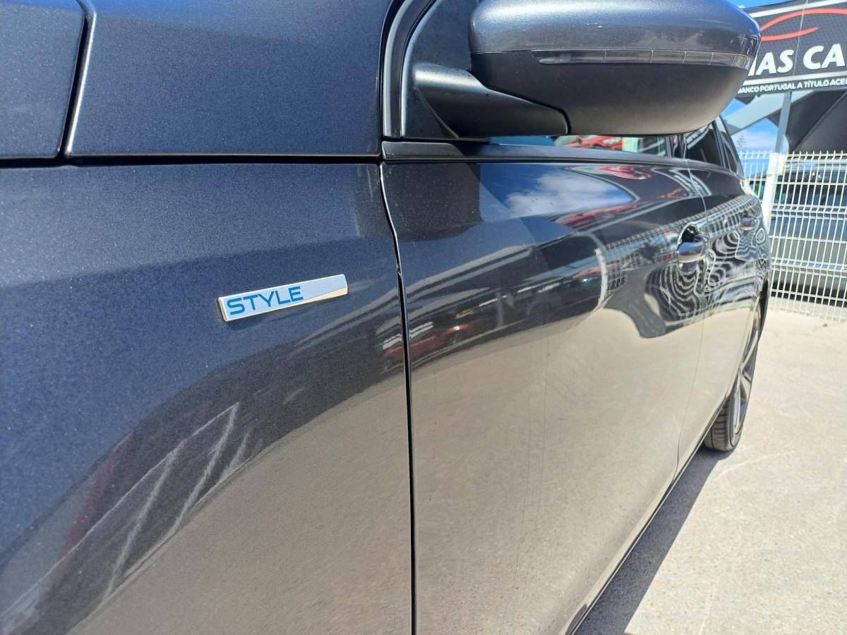 peugeot-308-sw-2018-diesel-1499cc
