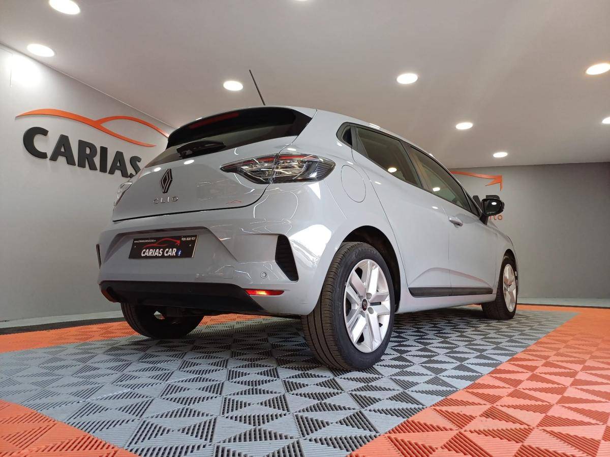 renault-clio-2024-diesel-1461cc