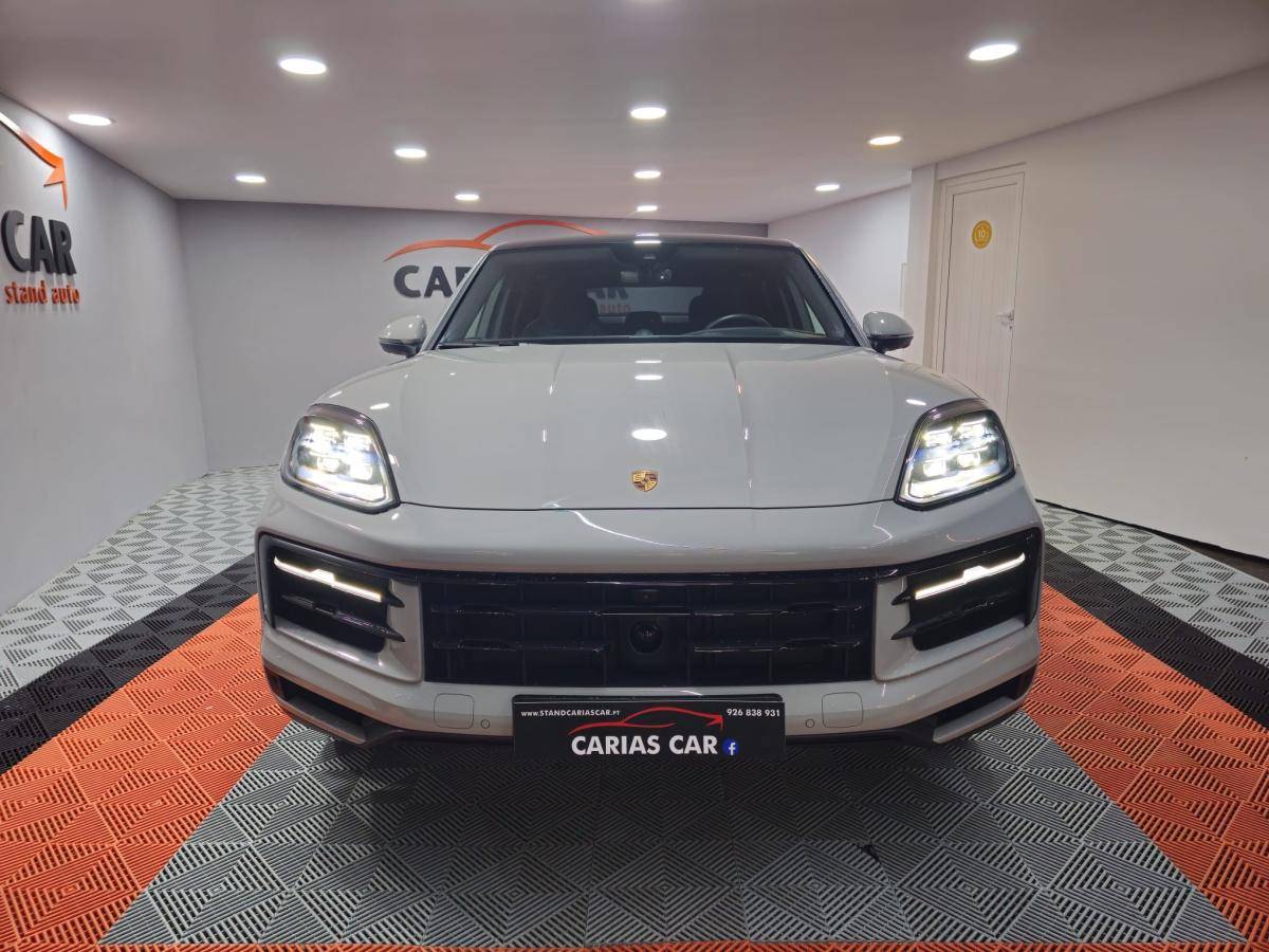 porsche-cayenne-2025-hibrido-a-gasolina-2995cc