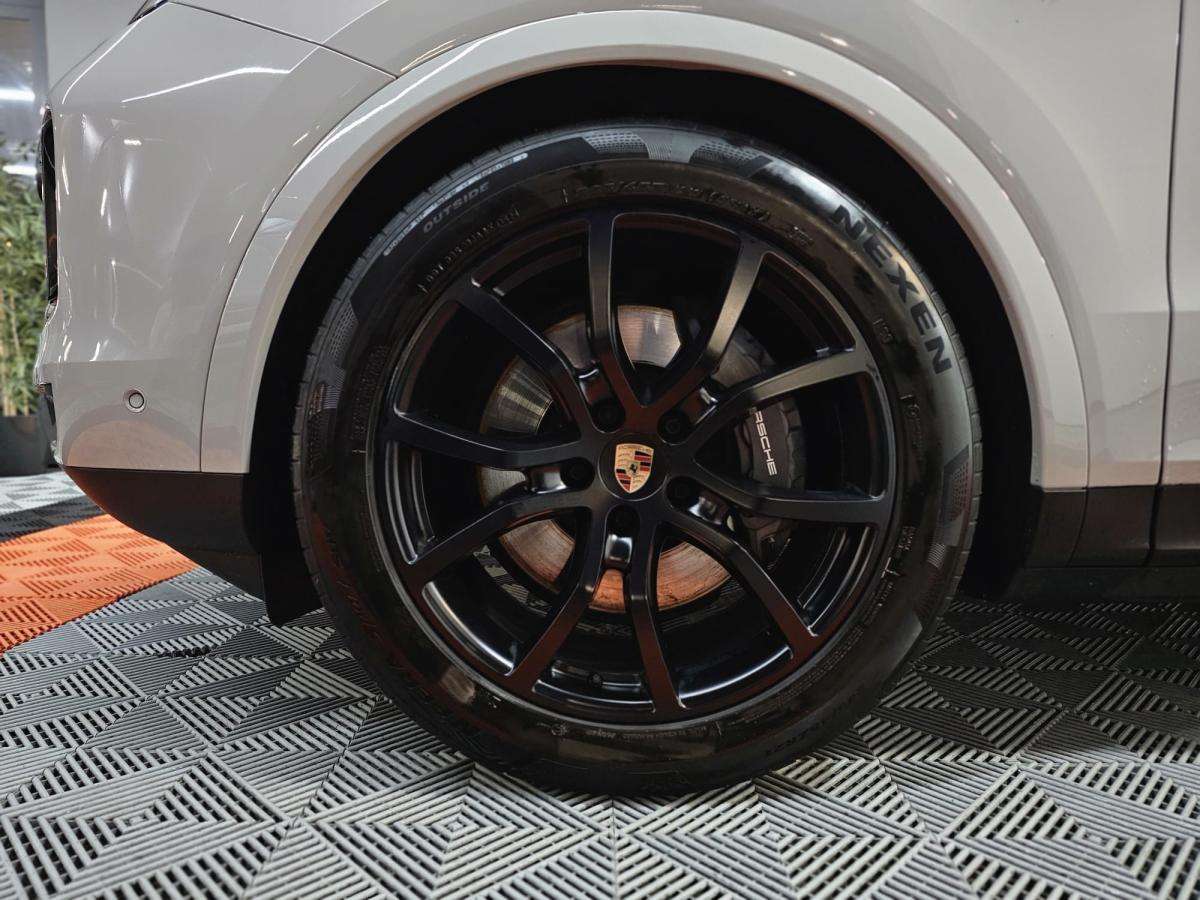 porsche-cayenne-2025-hibrido-a-gasolina-2995cc