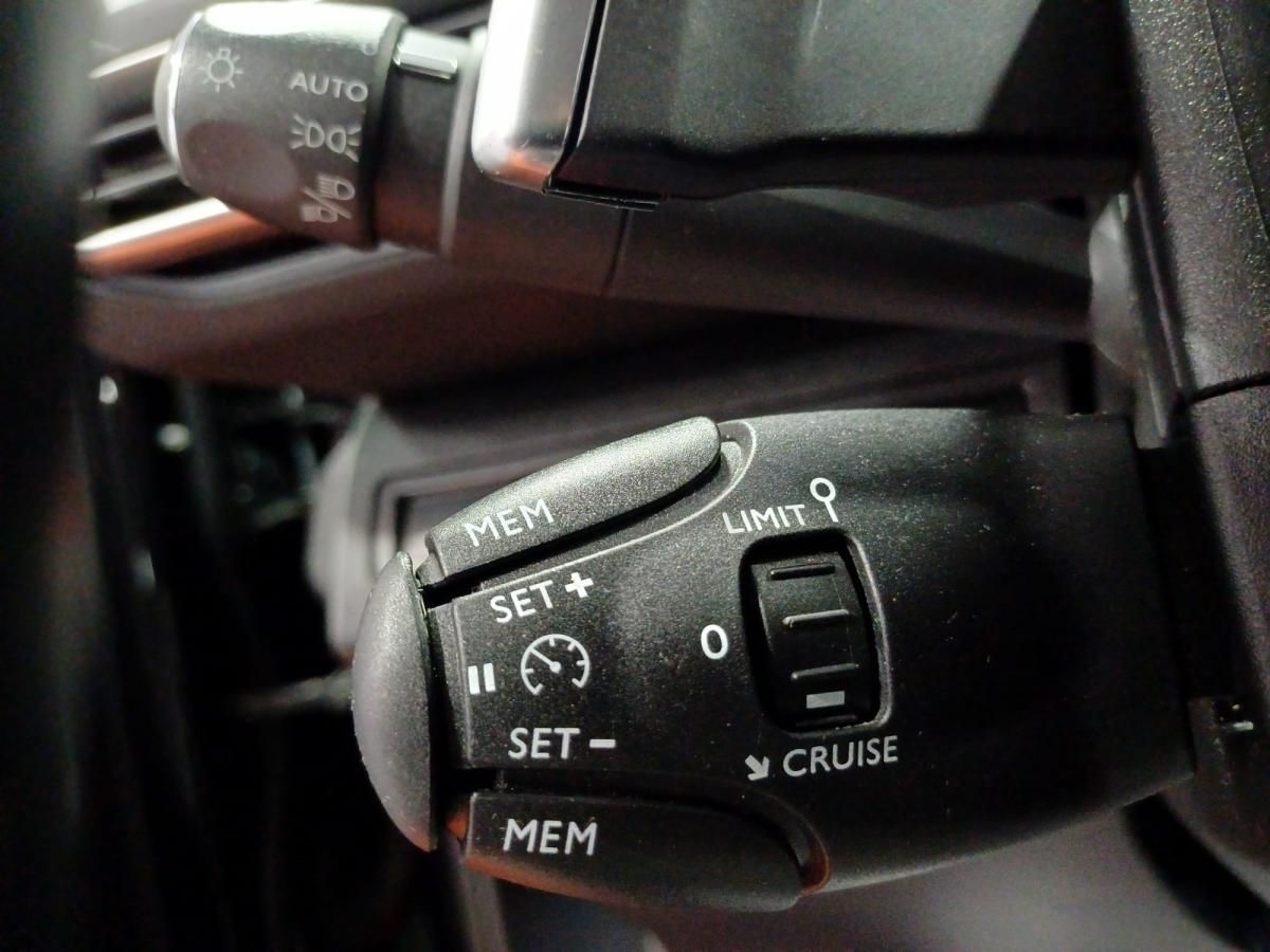 peugeot-3008-2020-hibrido-a-gasolina-1598cc
