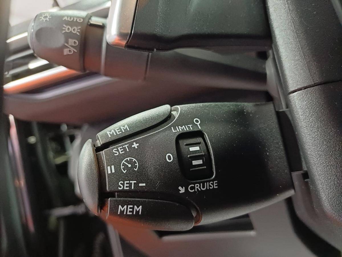 peugeot-3008-2019-diesel-1499cc