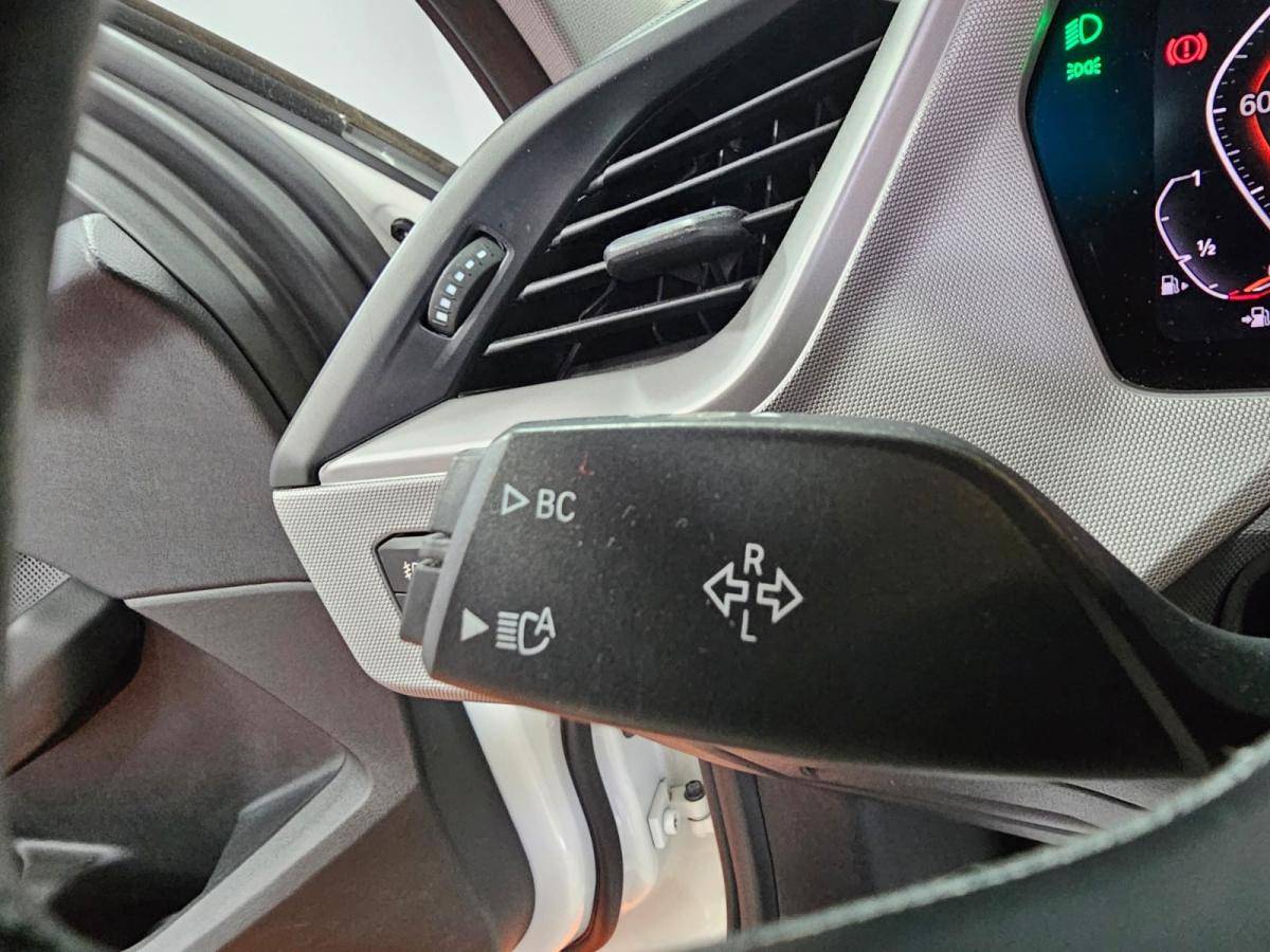 bmw-serie-1-2021-gasolina-1499cc