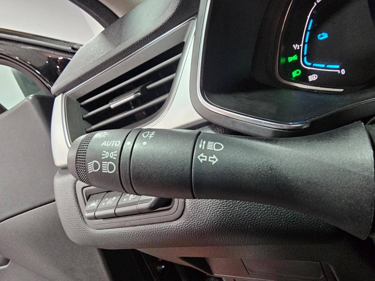 renault-captur-2022-hibrido-a-gasolina-1598cc