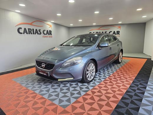volvo-v40-2014-diesel-1560cc