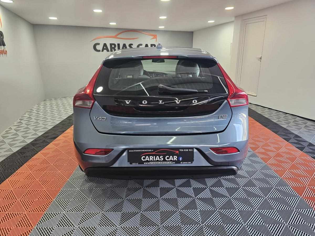 volvo-v40-2014-diesel-1560cc