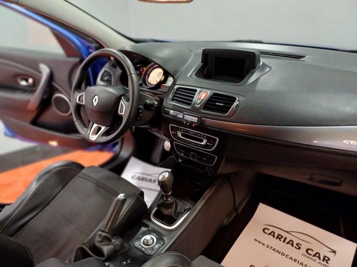 renault-megane-sport-tourer-2011-diesel-1461cc