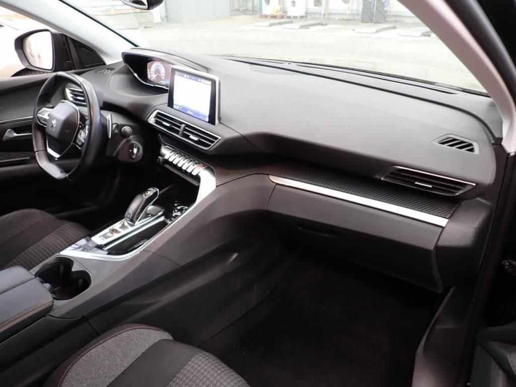 peugeot-5008-2018-diesel-1500cc