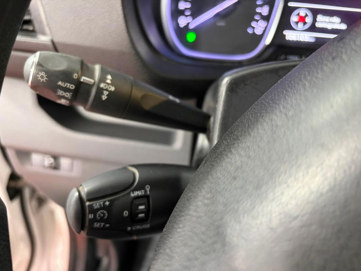 peugeot-expert-2019-diesel-1499cc