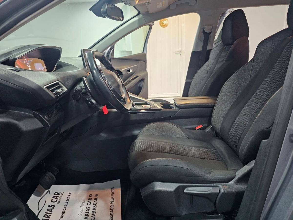 peugeot-5008-2019-diesel-1499cc