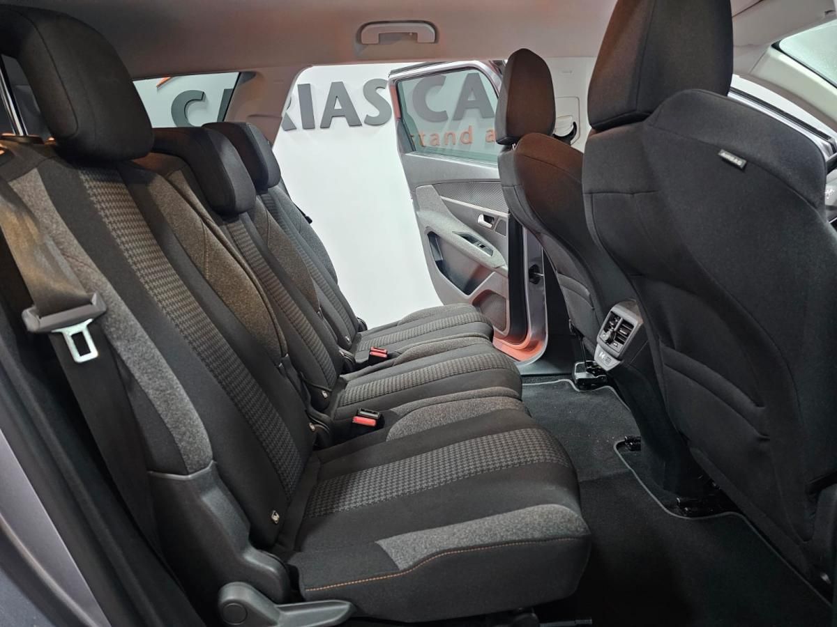 peugeot-5008-2019-diesel-1499cc