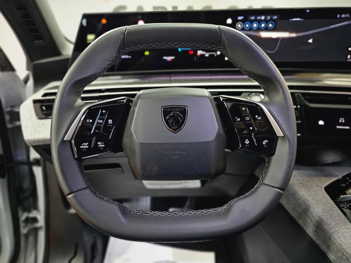 peugeot-5008-2025-gasolina-1199cc