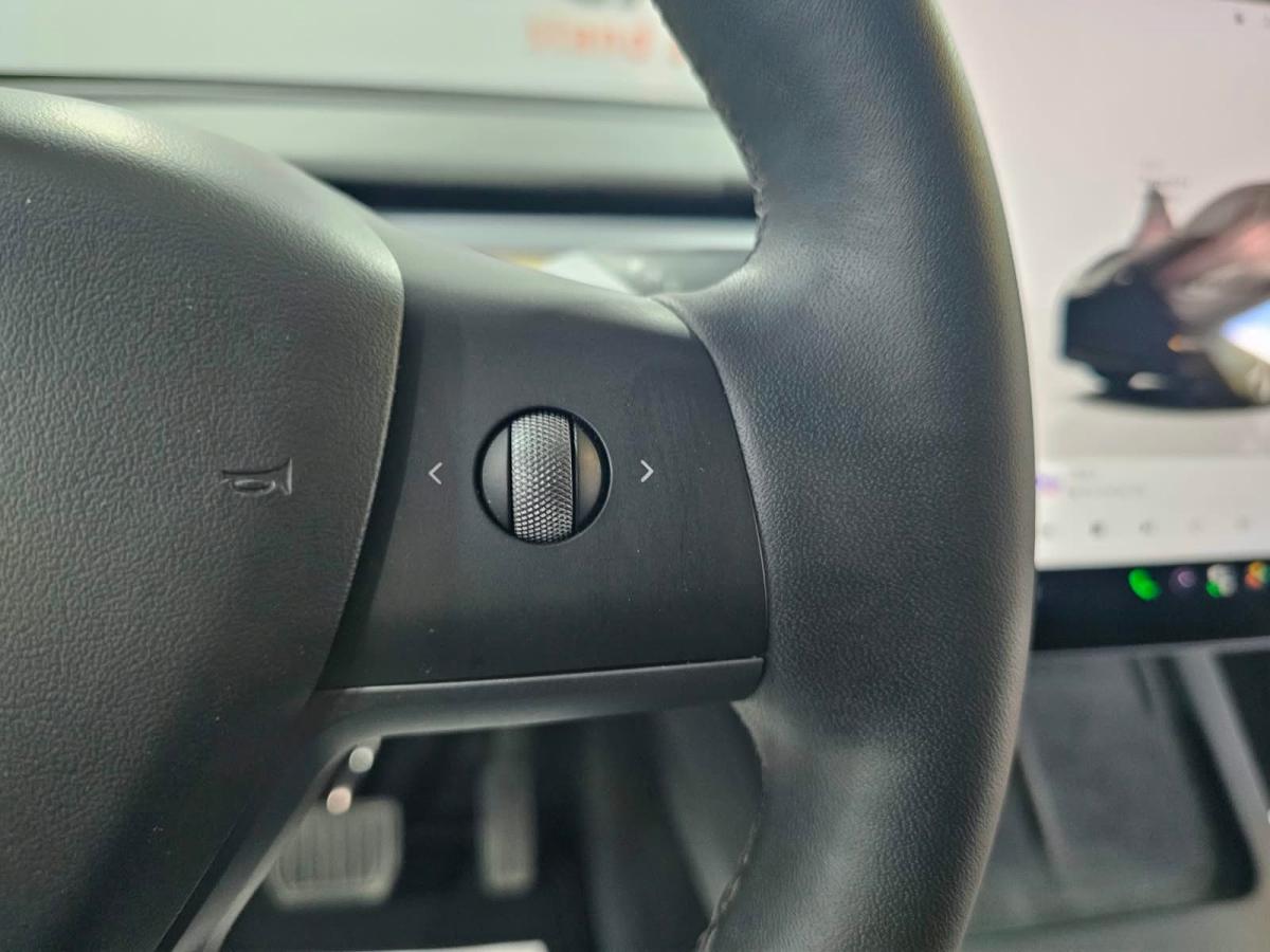 tesla-model-y-2023-eletrico-0cc