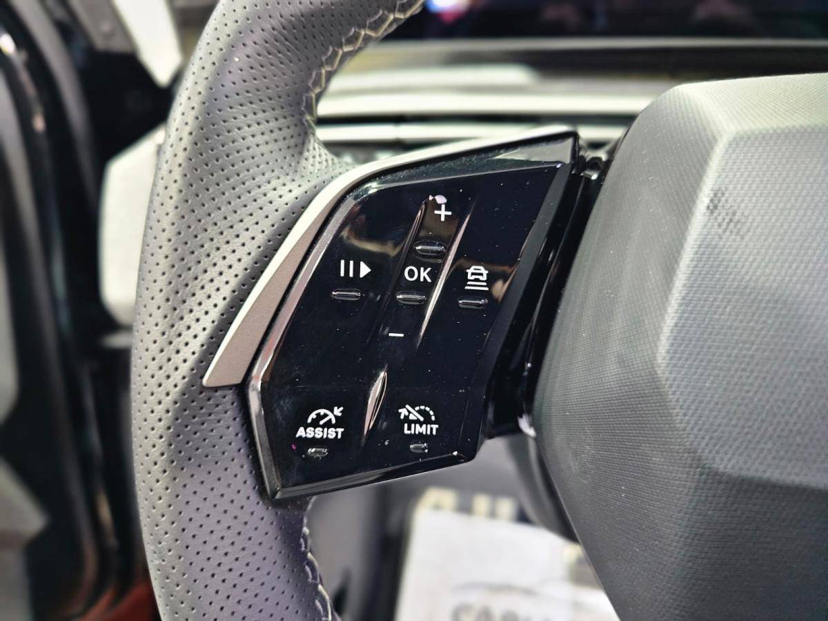 peugeot-5008-2025-gasolina-1199cc