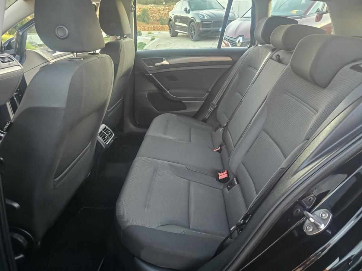 volkswagen-golf-2018-diesel-1598cc