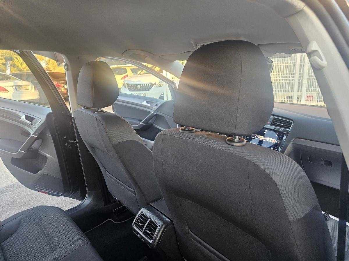 volkswagen-golf-2018-diesel-1598cc