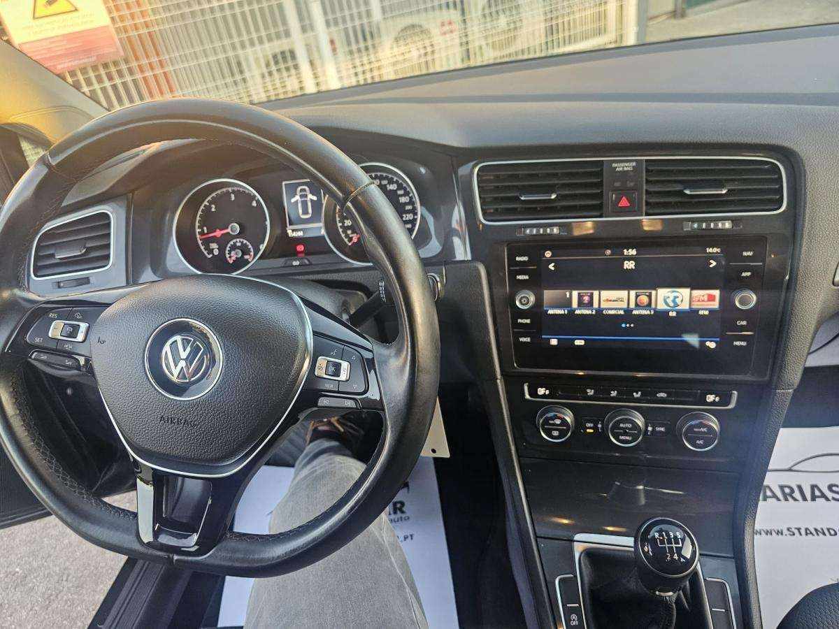 volkswagen-golf-2018-diesel-1598cc