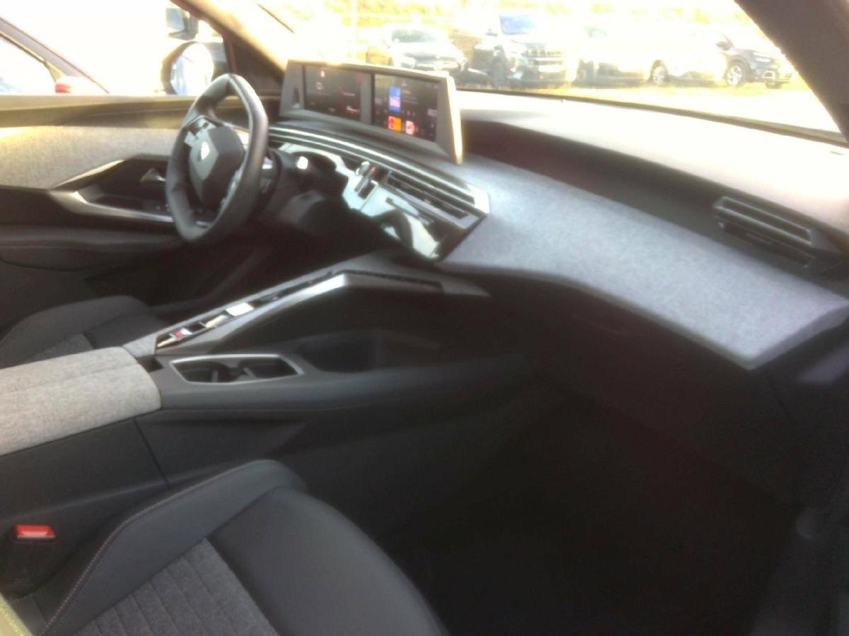 peugeot-5008-2025-gasolina-1199cc