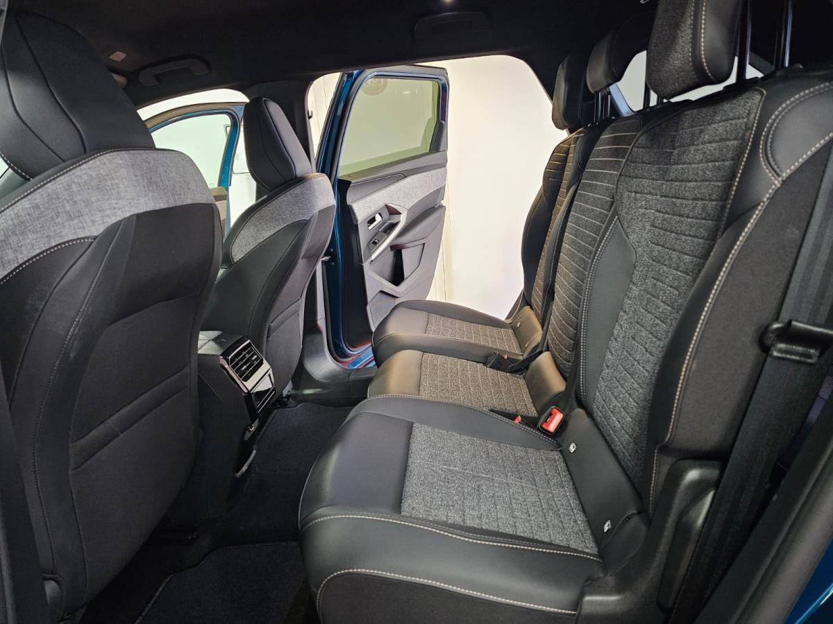 peugeot-5008-2025-gasolina-1199cc