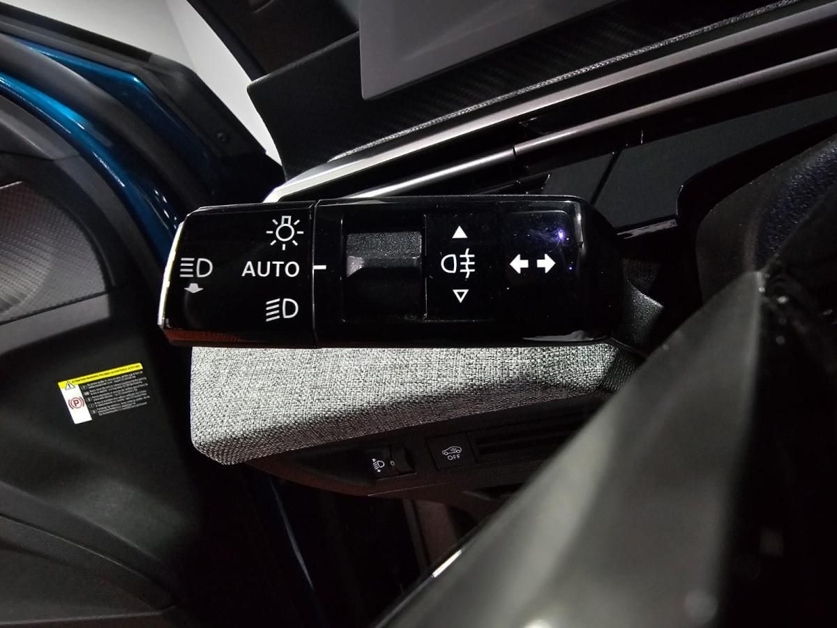 peugeot-5008-2025-gasolina-1199cc