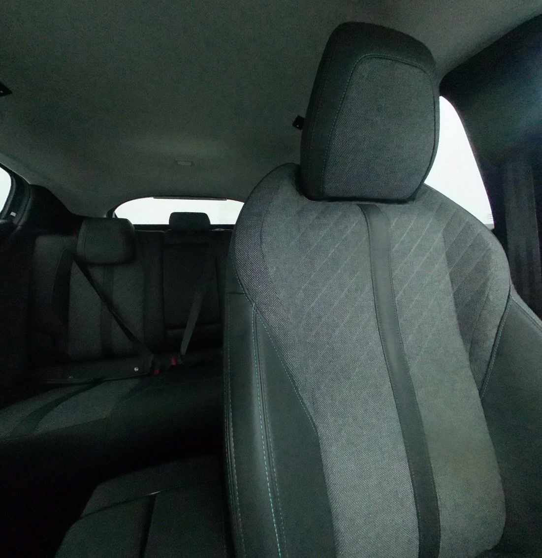 peugeot-408-2023-gasolina-1199cc