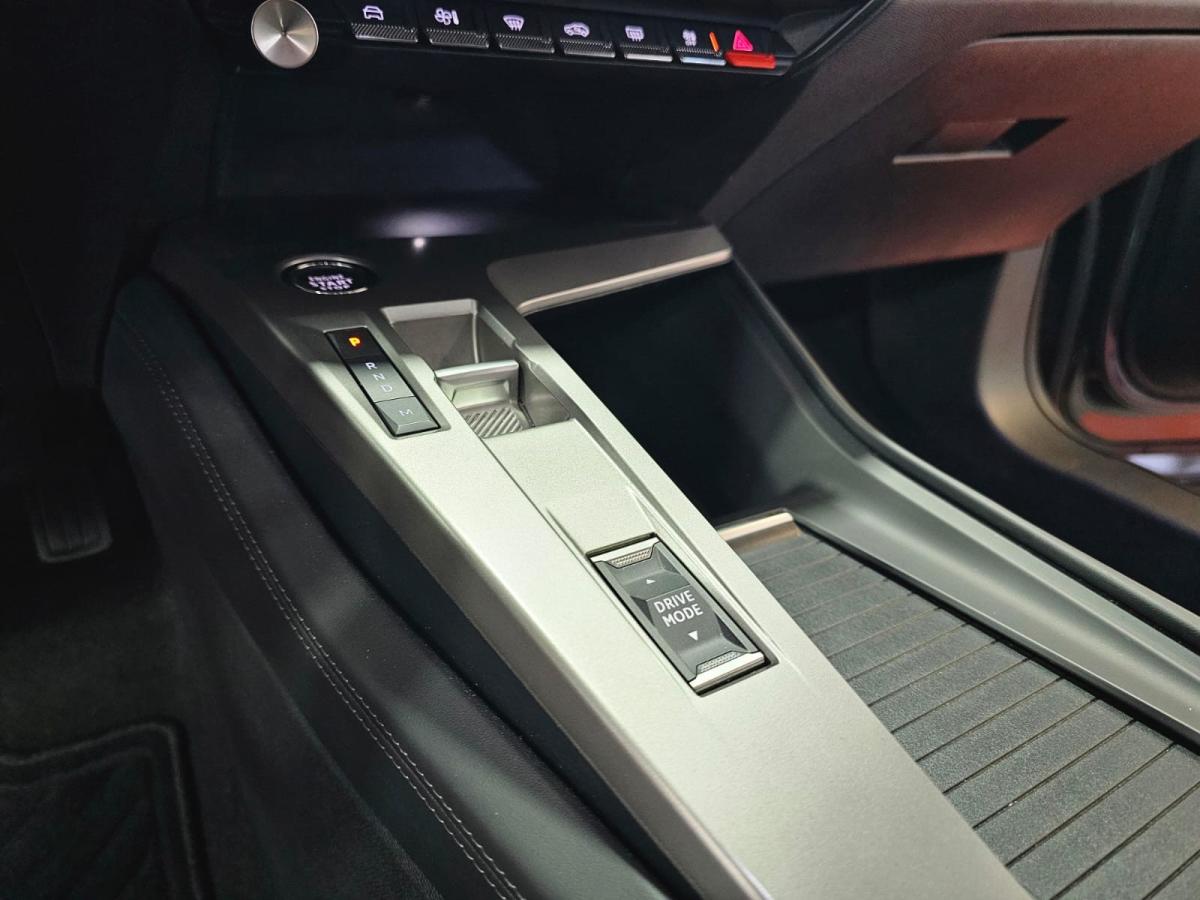 peugeot-408-2023-gasolina-1199cc