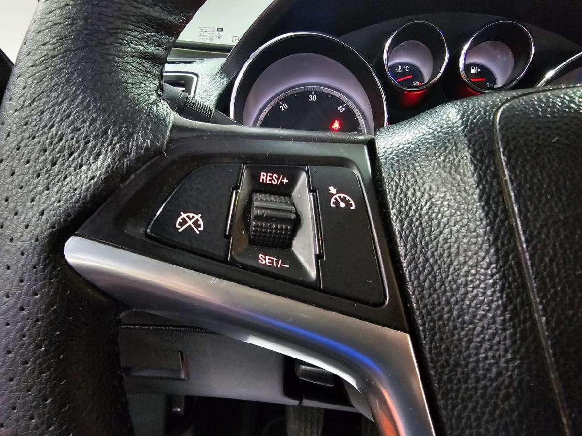 opel-insignia-2011-diesel-1956cc