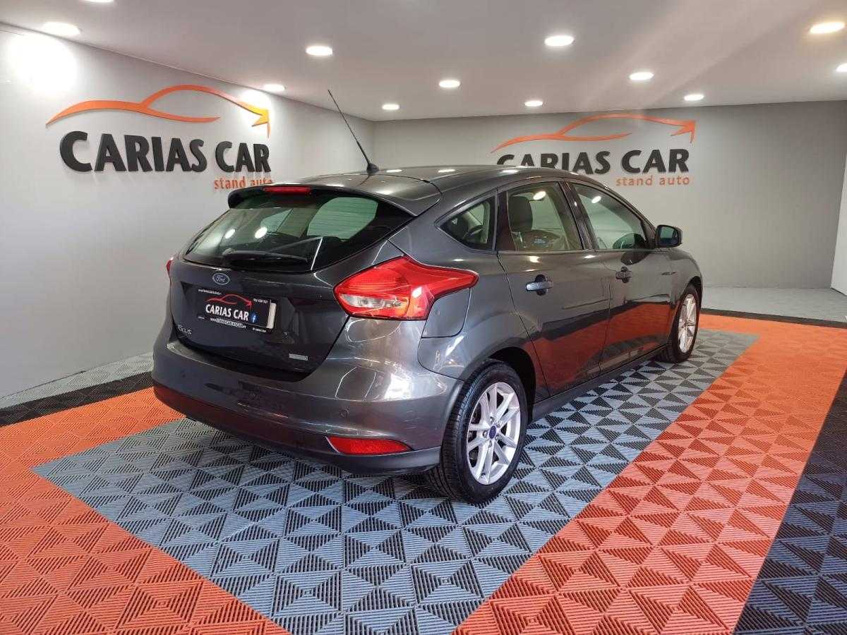 ford-focus-2017-gasolina-998cc