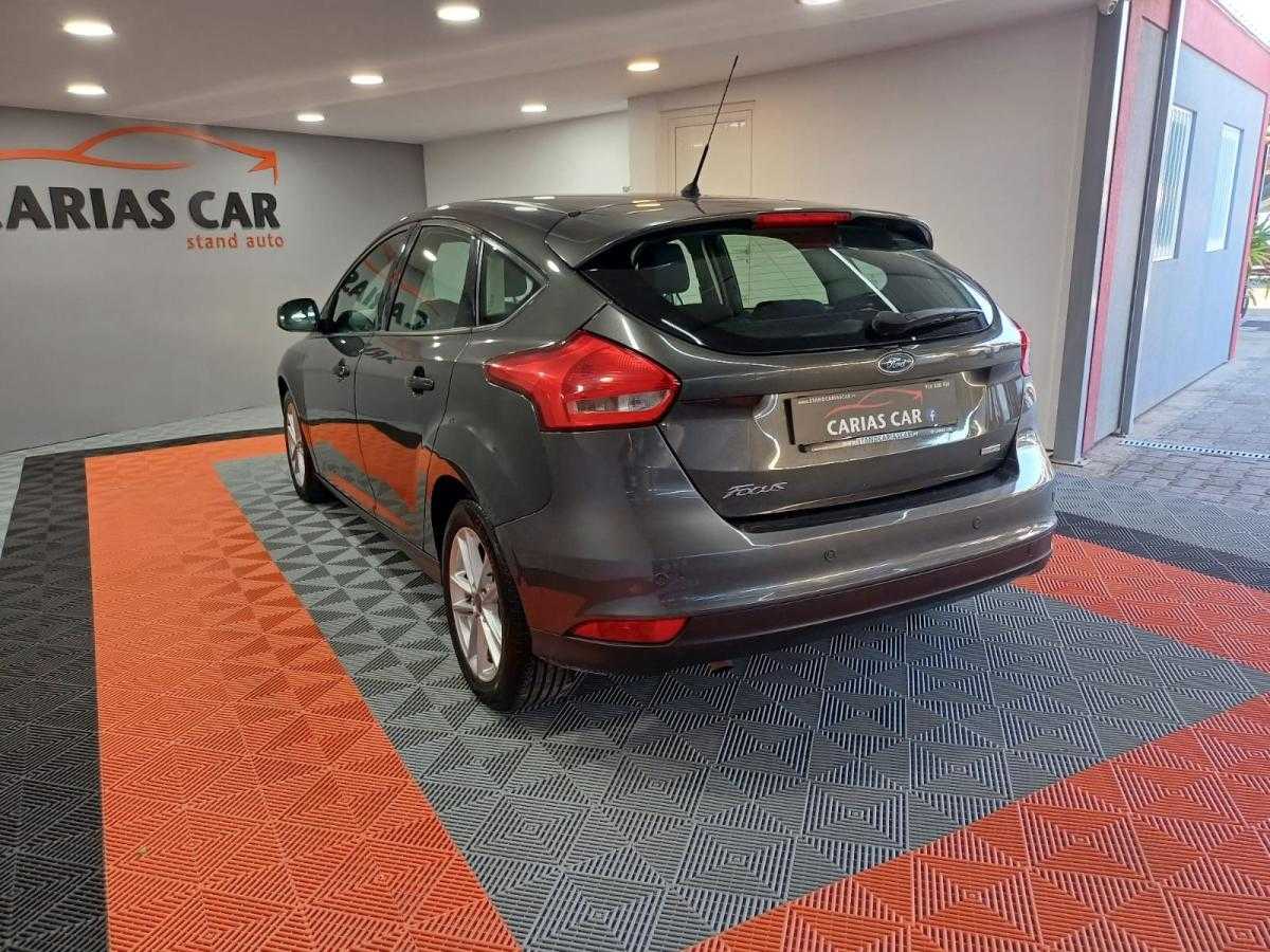 ford-focus-2017-gasolina-998cc
