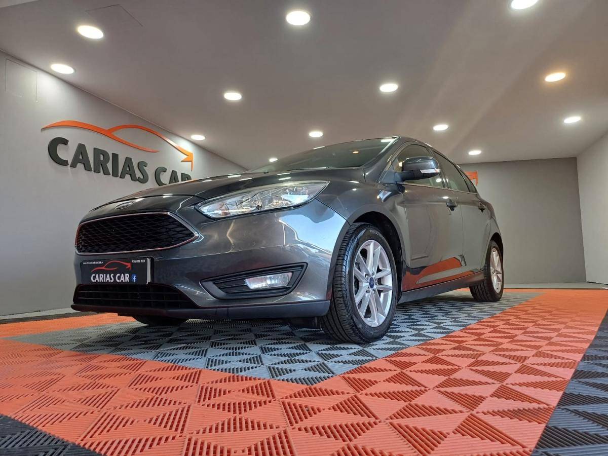 ford-focus-2017-gasolina-998cc