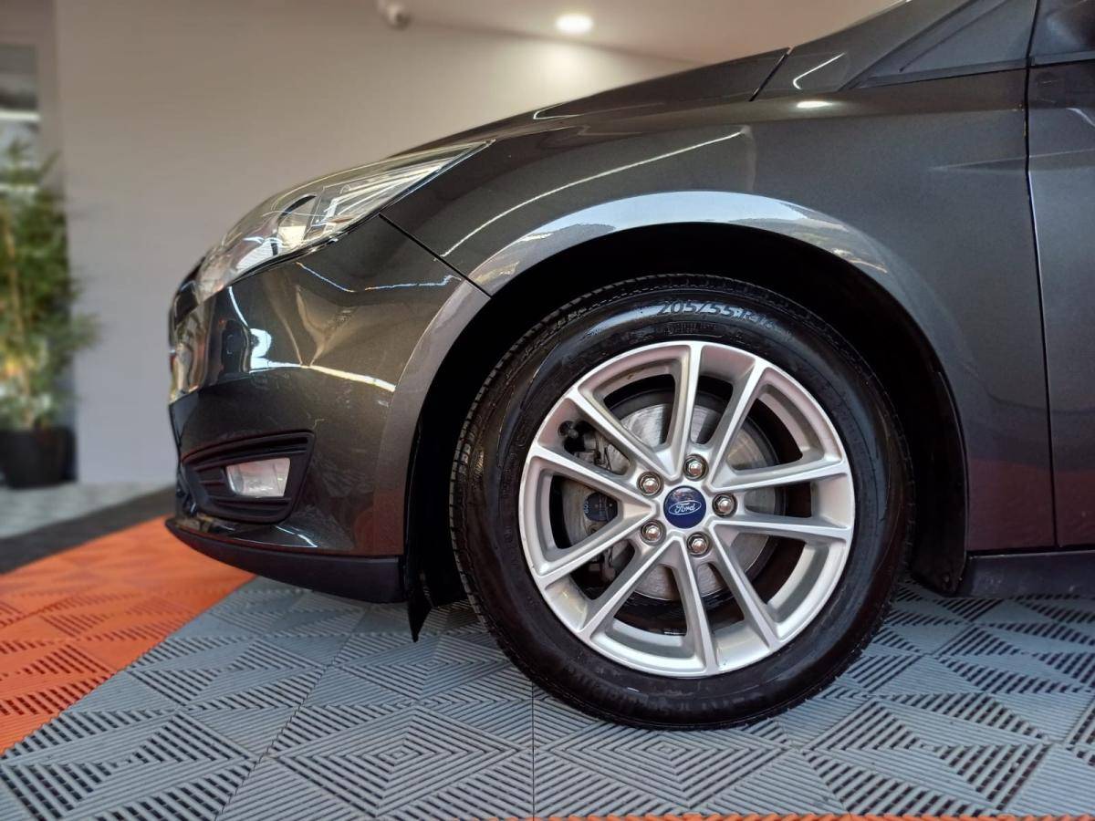 ford-focus-2017-gasolina-998cc