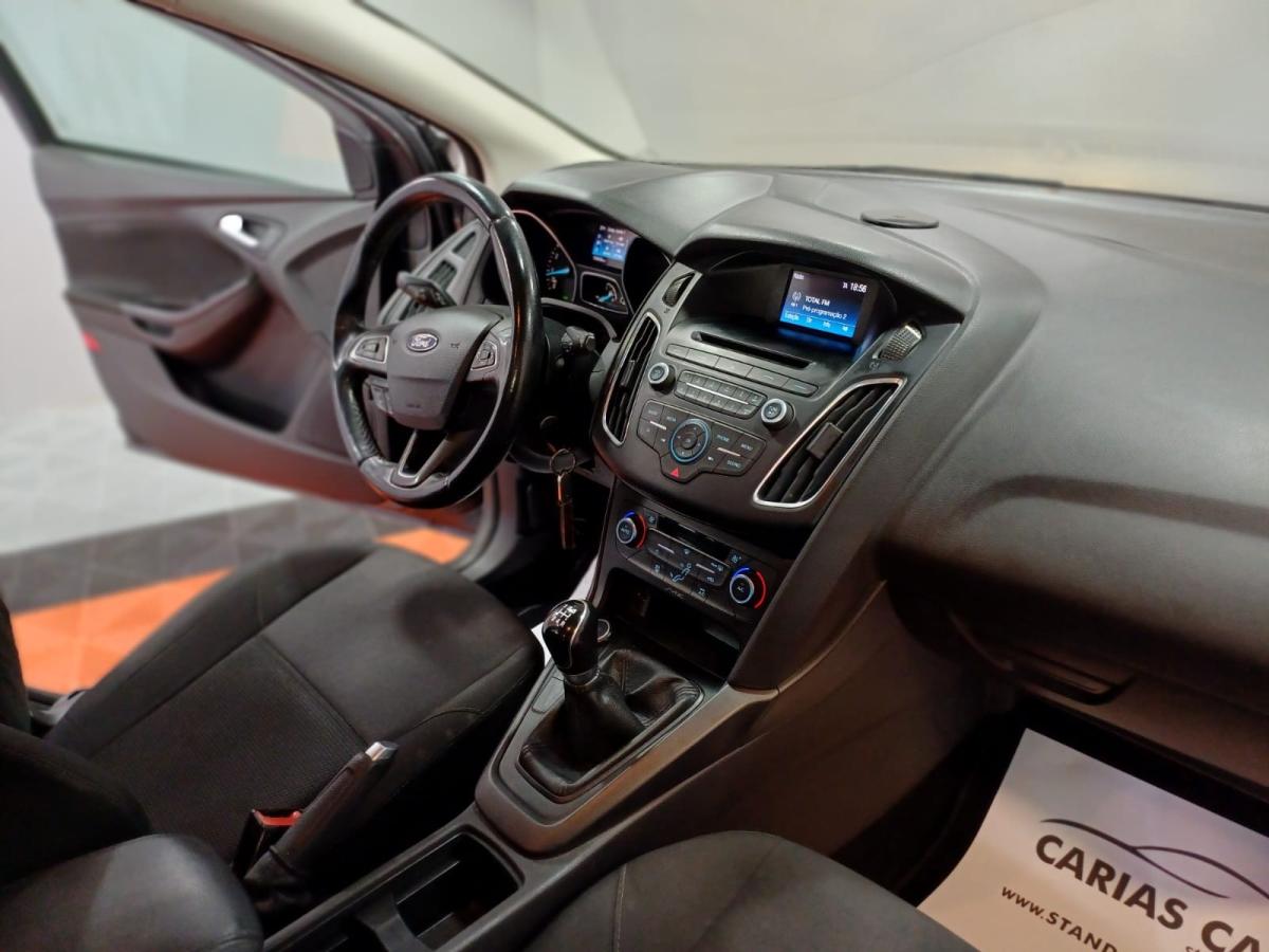 ford-focus-2017-gasolina-998cc