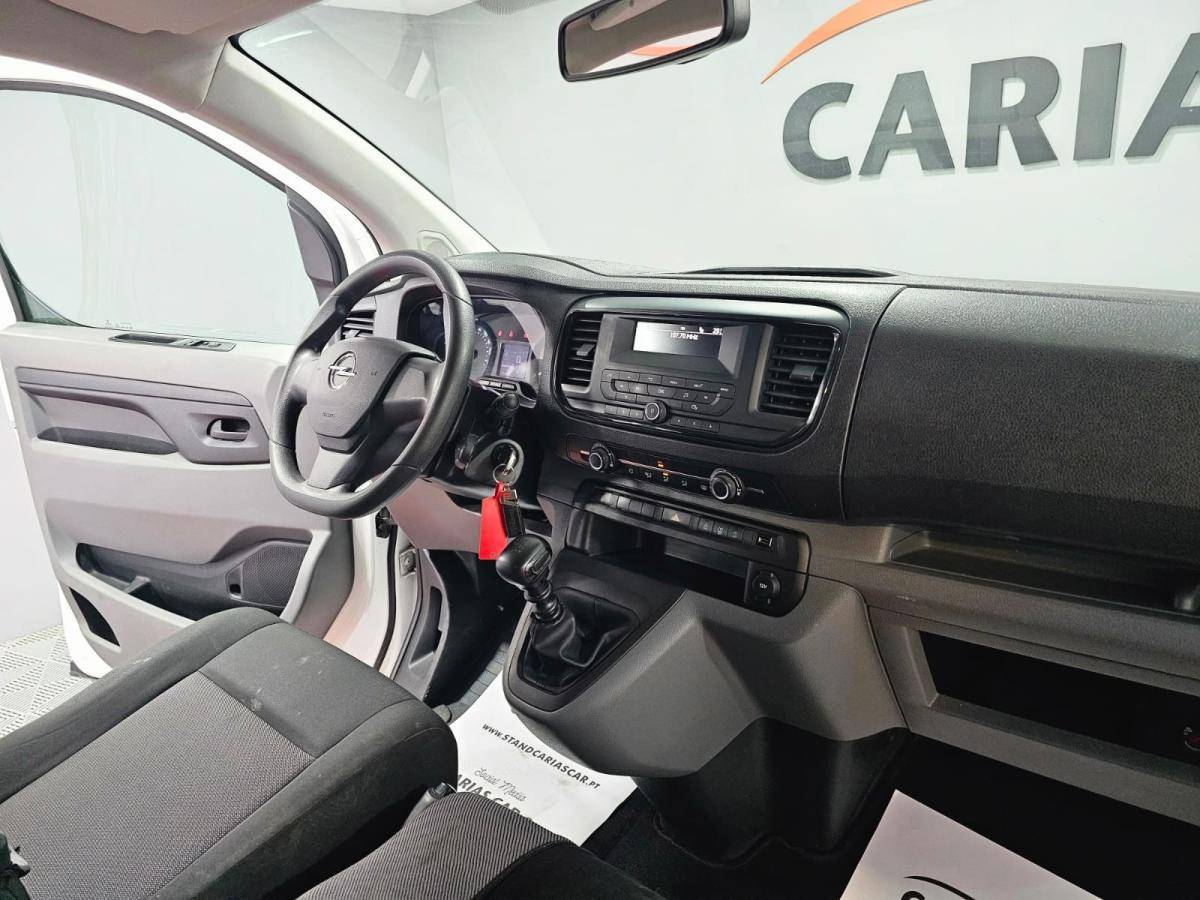 opel-vivaro-2020-diesel-1499cc